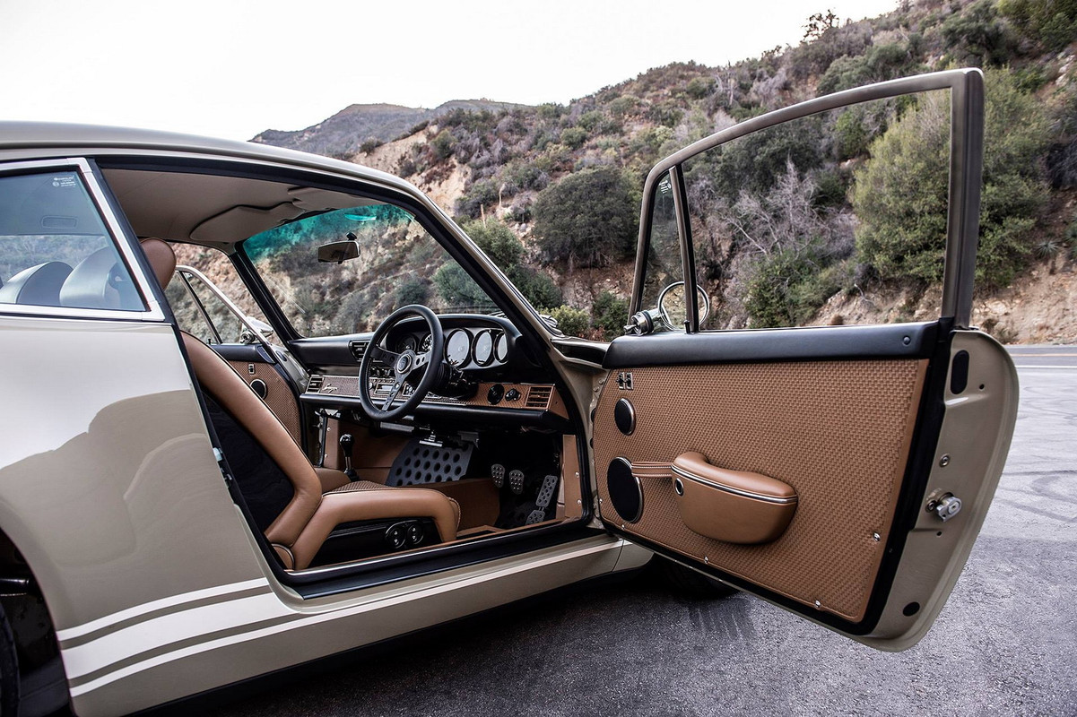 The-New-Zealand-commission-singervehicledesign-porsche-porsche911-newzealandcommission-handcraf.jpg