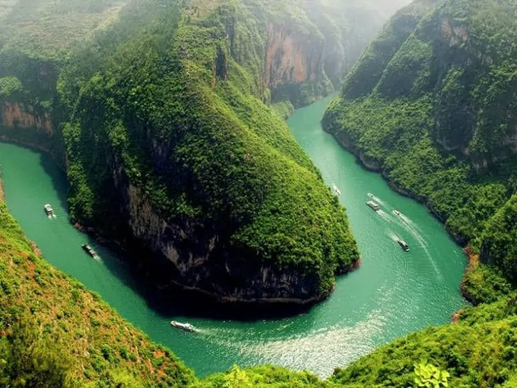 [Image: Most-beautiful-rivers-of-the-World-Yangtze.webp]