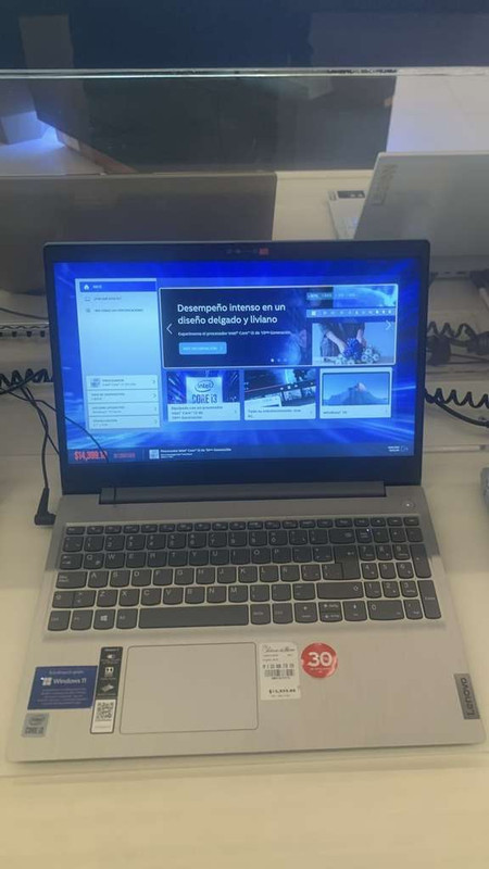 Laptops Lenovo con descuento en El Palacio de Hierro Qro 
