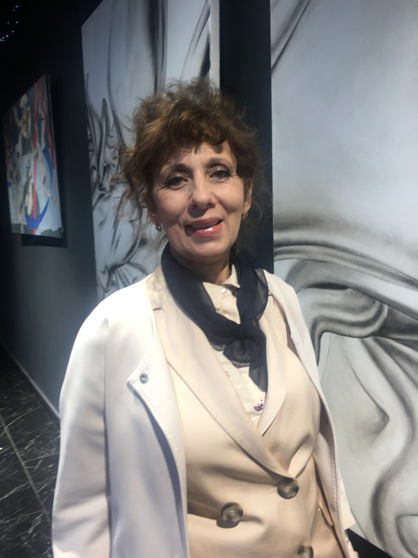 65166987-9DD9-4B2C-B5F5-D40DFCA1E3D4