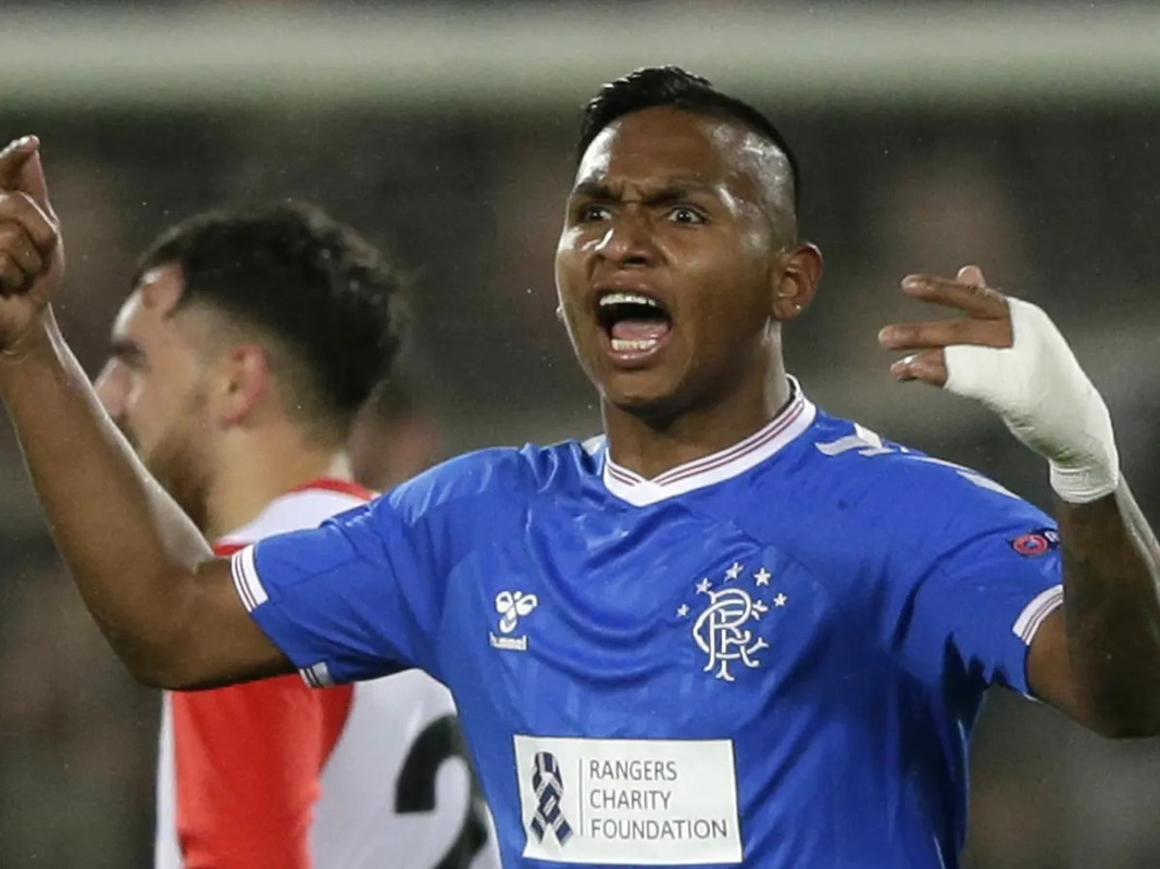 FD3288E0-11D2-42BE-B3A4-FAAE6881B789