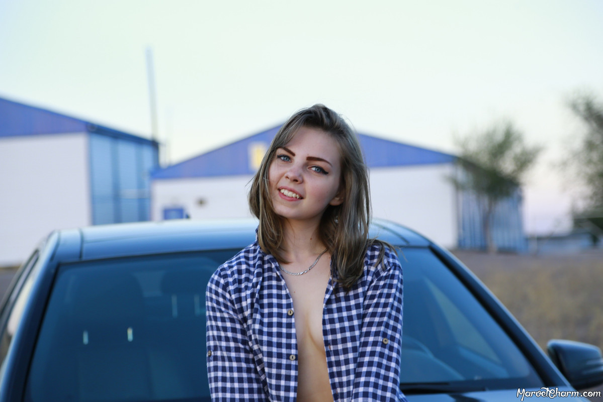 MarvelCharm_Rebecca-Luxury-124