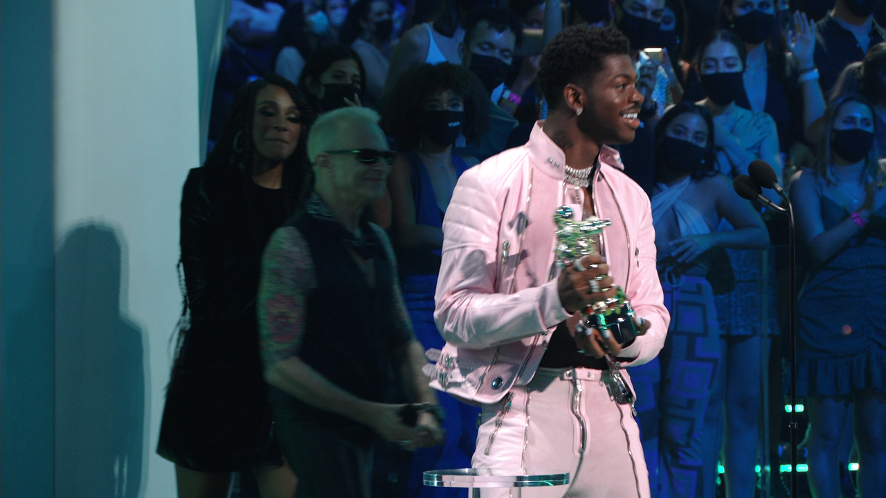 MTV Video Music Awards S01E38 2021 - Main Show 1080i HDTV Backhaul MPA2.0 H.264-TrollHD.mkv_snapshot