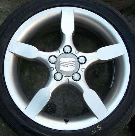 29476903_2_644x461_jante-seat-originale-fotograf