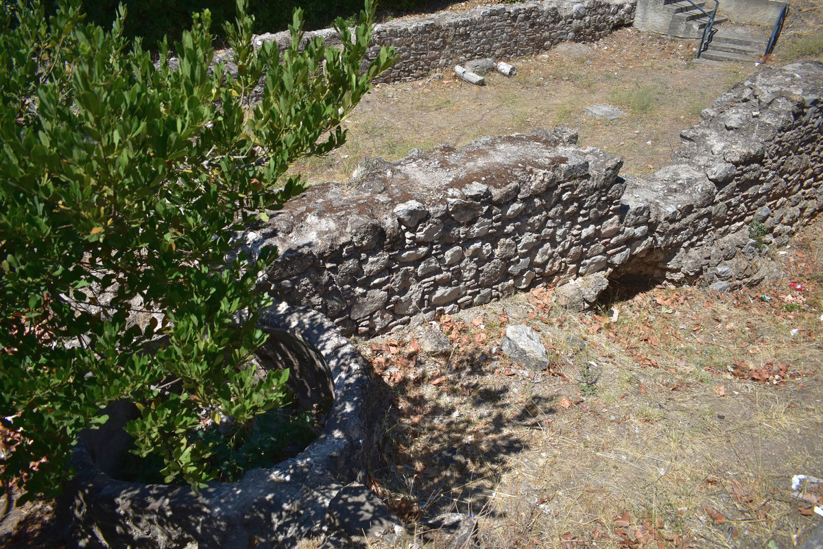 Ανασκαφή πλατείας Αγίου Γεωργίου (3)