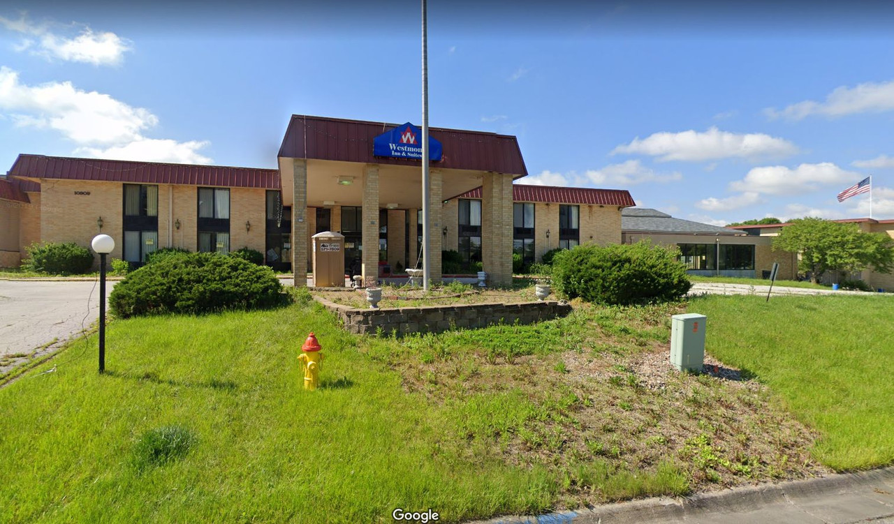 Former inn 2B Carlise Senior Living