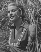 Grace-Kelly-md60