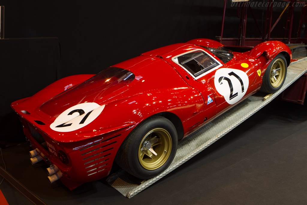 Ferrari-330-P4 (3)