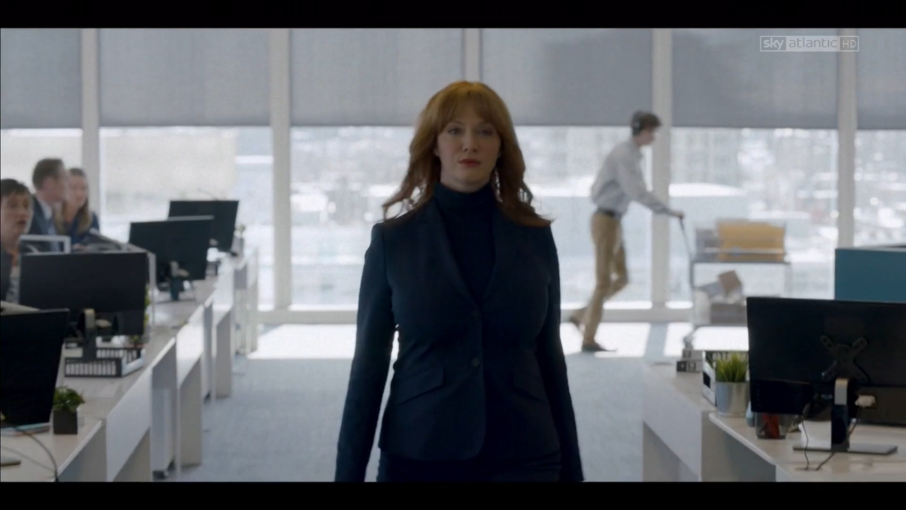 Tin.Star.S02E01.iTALiAN.DD5.1.1080p.HDTV.x264-TRiADE.mkv_snapsho