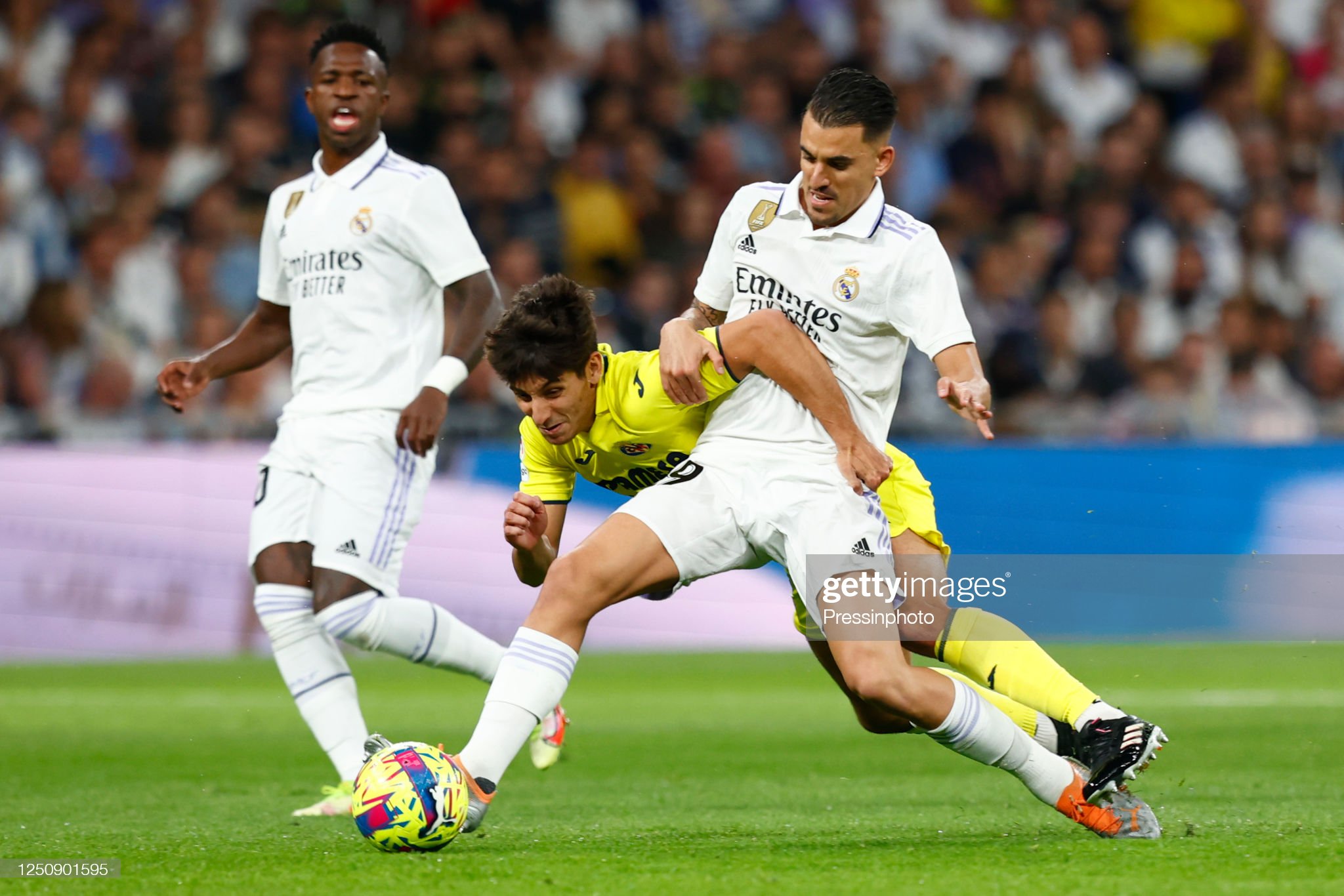 Реал вильярреал 4 4 обзор. Samuel chukwueze milan. Вильярреал реал. Вильярреал реал 19 января. 05.