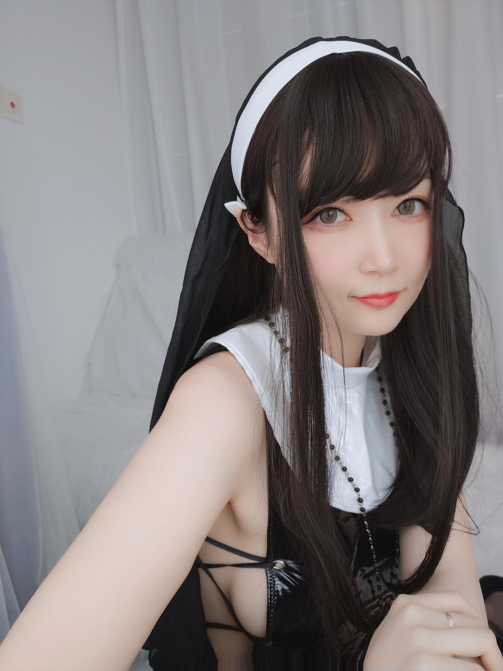 白银81 NO.015 皮衣修女 70