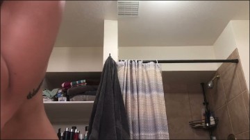 [Image: Voyeur59705122401.jpg]