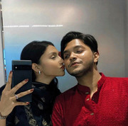 photo_6219555915753965661_y