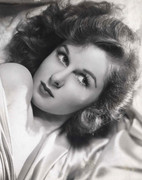 Susan-Hayward-d28