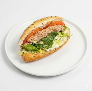 Bocadillo-Tuna-Fresh