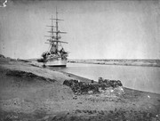 https://i.postimg.cc/3kJyxjCj/HMS-Serapis.jpg
