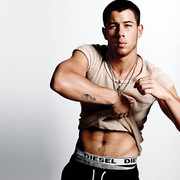 Nick-Jonas-superficial-guys-25