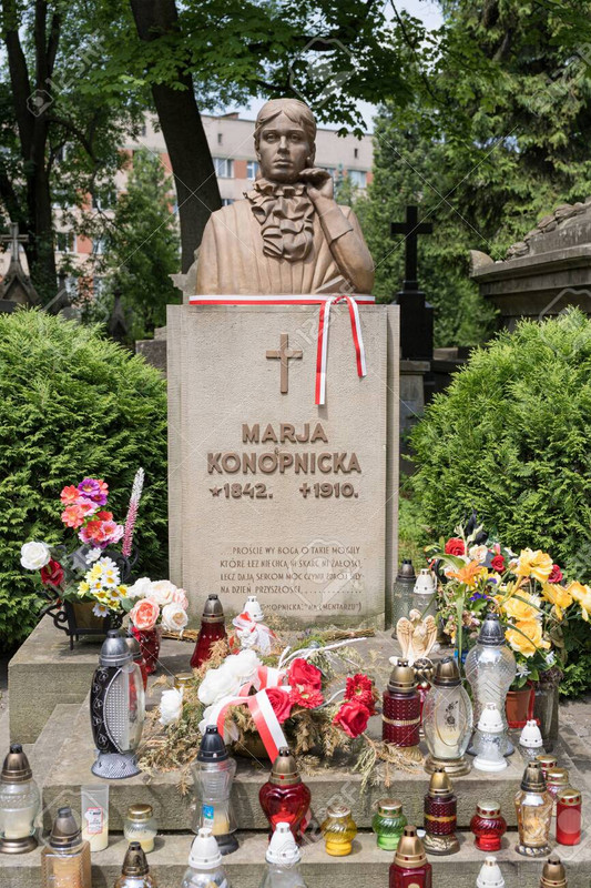 128211132-lviv-ukraine-july-2-2019-ornate-grave-of-maria-konopnicka-polish-poet-novelist-children-s
