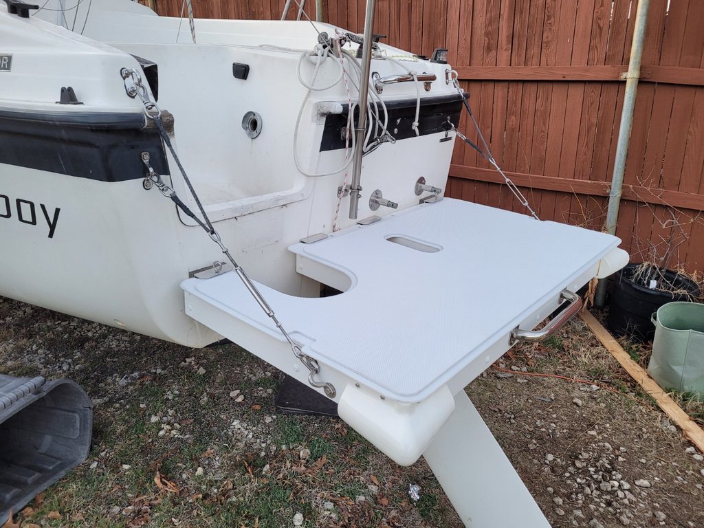 Platform with SeaDek (Large)