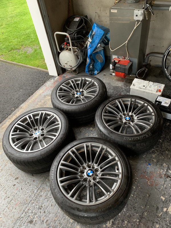 4C5F5456-E67E-4E4B-B81A-10AAA10E0EED