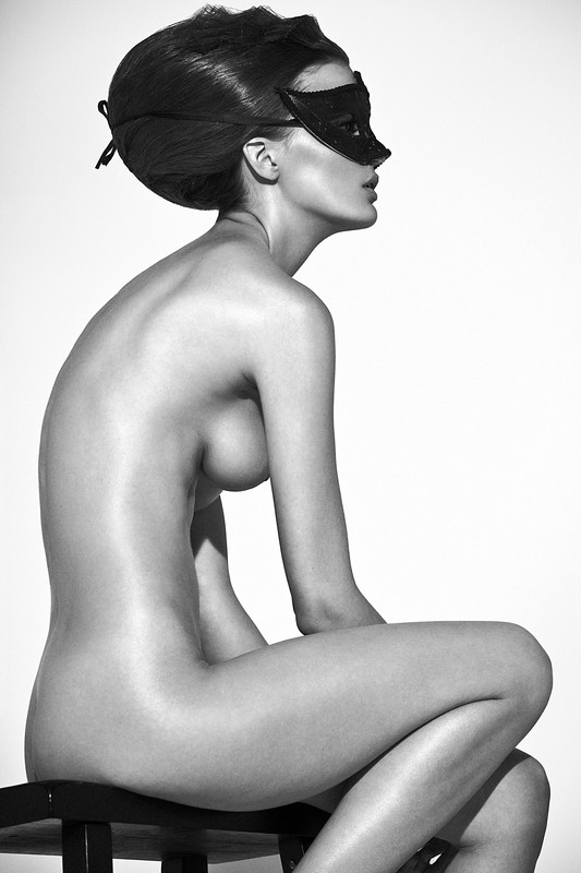 [Image: Katelyn-Pascavis-Khow-Bui-Photo-Shoot-14.jpg]