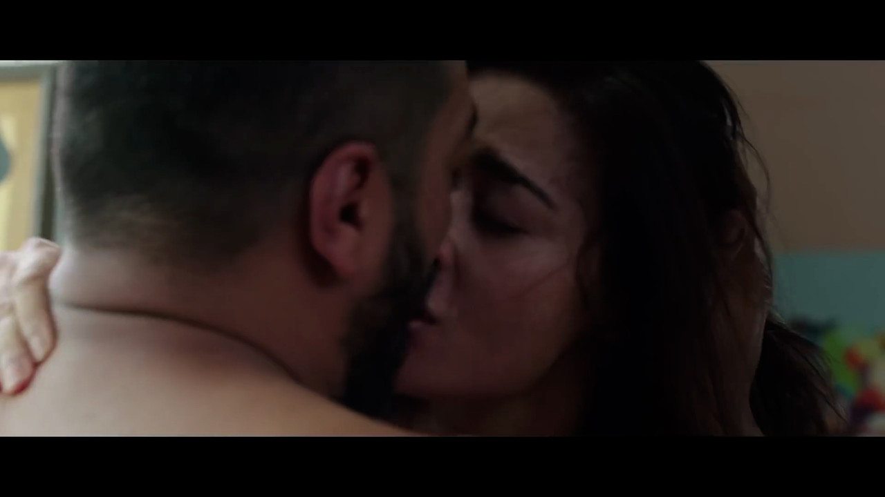 [Image: chhuri-video-00-00-43-15-Still010.jpg]