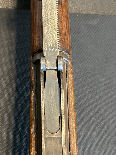 5A0E408B-2BB1-4479-A022-F0EEC2D280E6