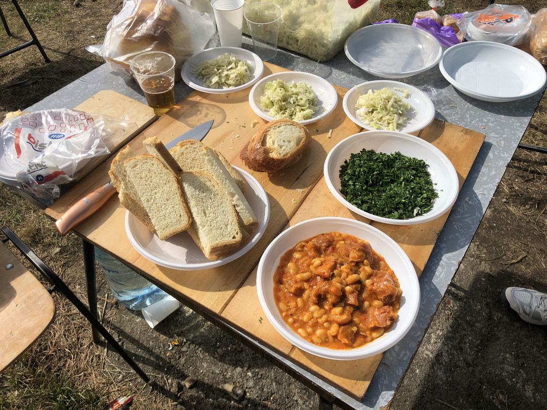 8CE96D47-E97F-4623-BC23-2D3770C98085