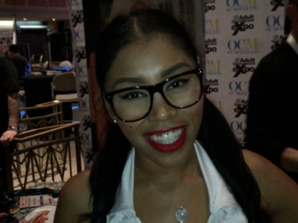 AVN-2015-Yasmin-De-Leon.png