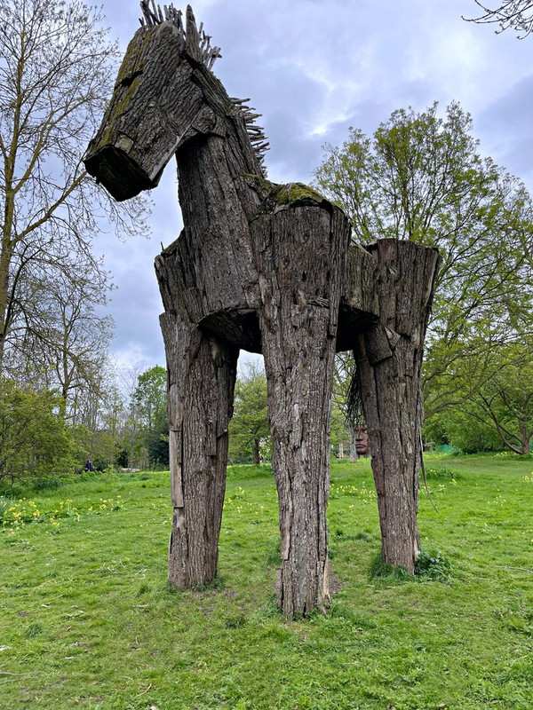 BH-wooden-horse-sculpture-HD.jpg