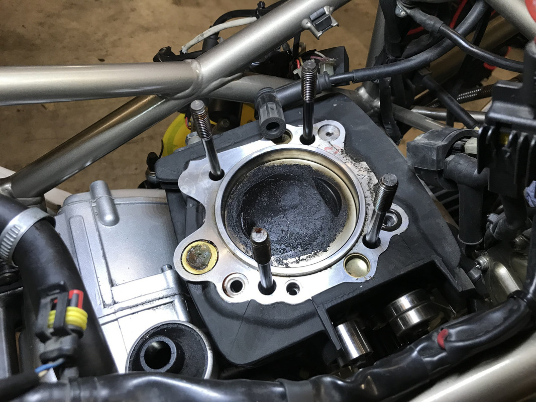 ABDB5B58-F799-42FB-886A-251C4F8FD21D