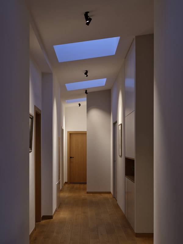 Corridor with indirect lighting — Studio De Schutter Berlin
