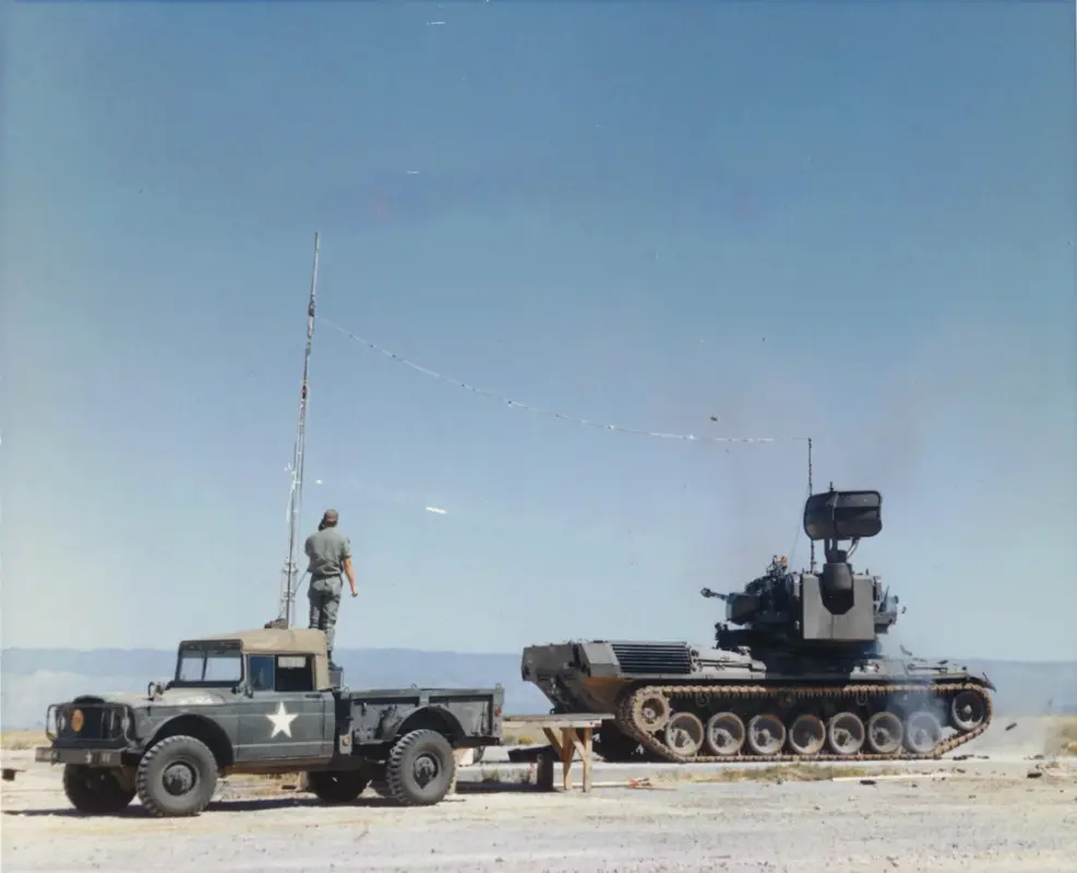 early-flakpanzer-gepard-spaag-during-tests-by-the-us-army-v0-j8rou2hdllte1.webp
