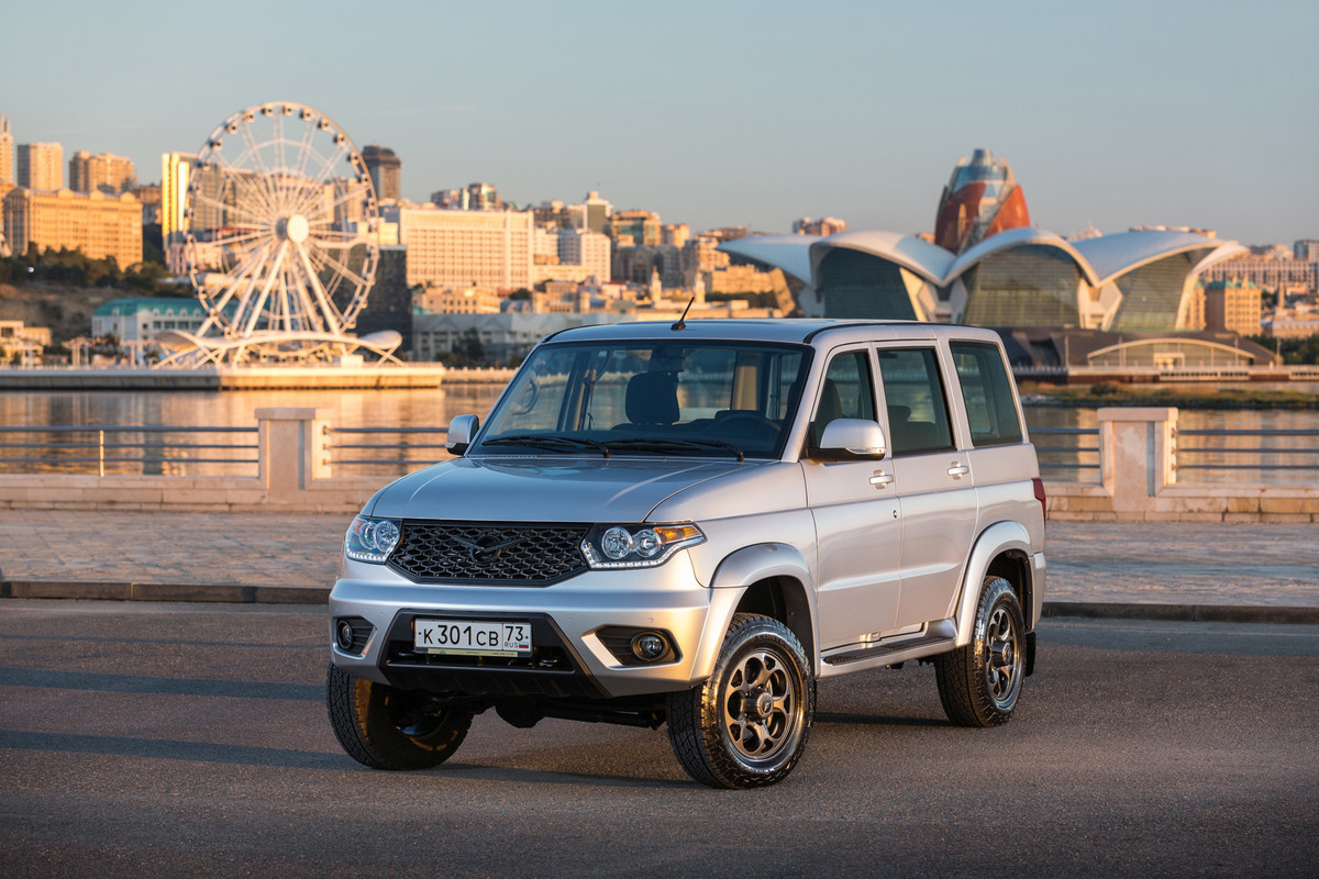 uaz-patriot-premium-26.jpg