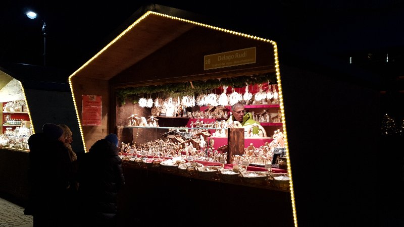 DOLOMITAS: NIEVE Y MERCADOS NAVIDEÑOS EN NOCHEVIEJA - Blogs de Italia - ALPE DI SIUSI- MERANO: TERMAS Y MANZANAS (6)