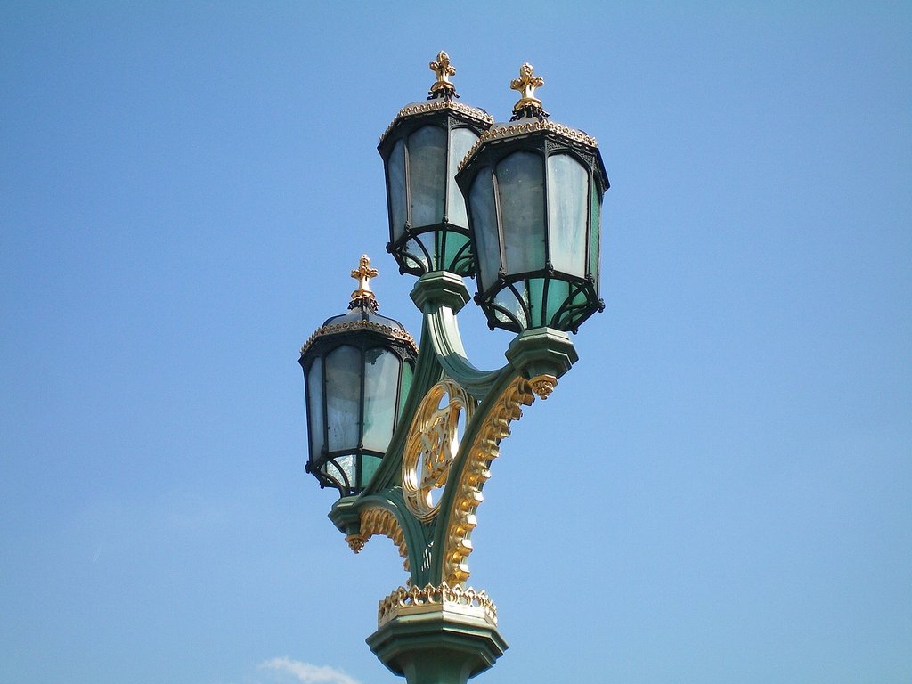 lamps-lantern-green.jpg