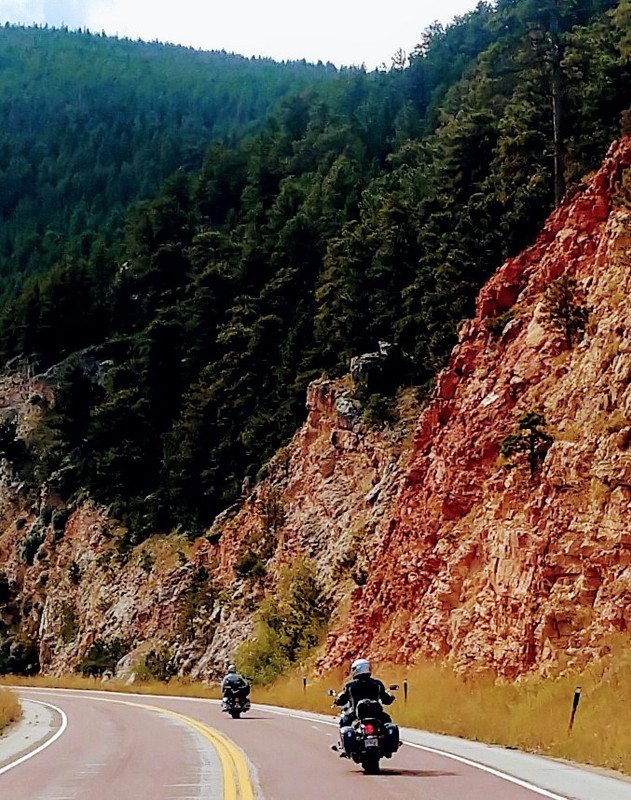 9D6D169B-980A-44F2-9C24-AC218D761994