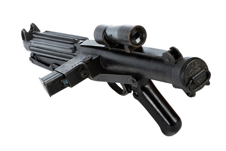 Bapty Stormtrooper hero E-11 blaster 03