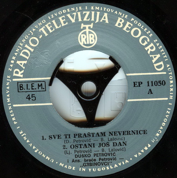 R-2541717-1289593824