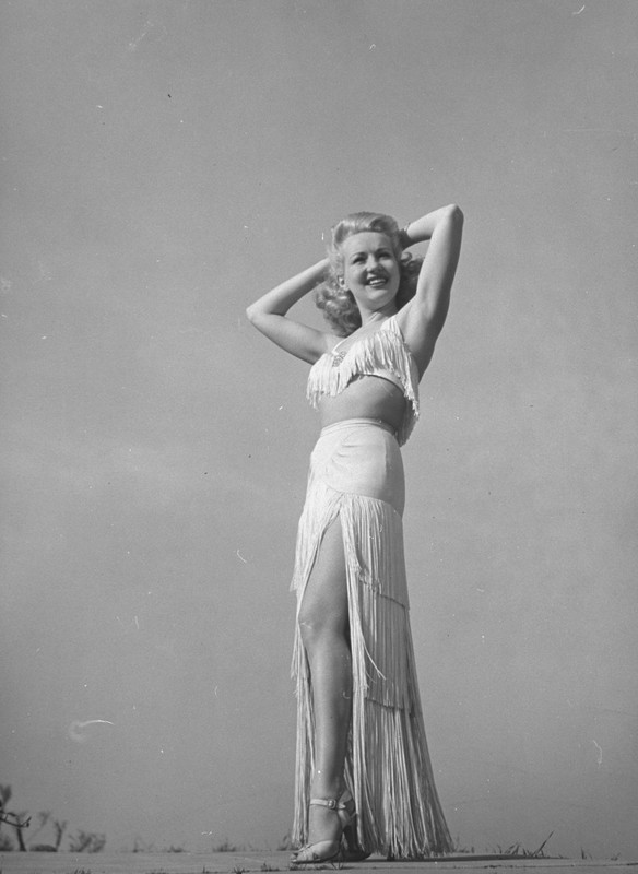betty_grable_b43