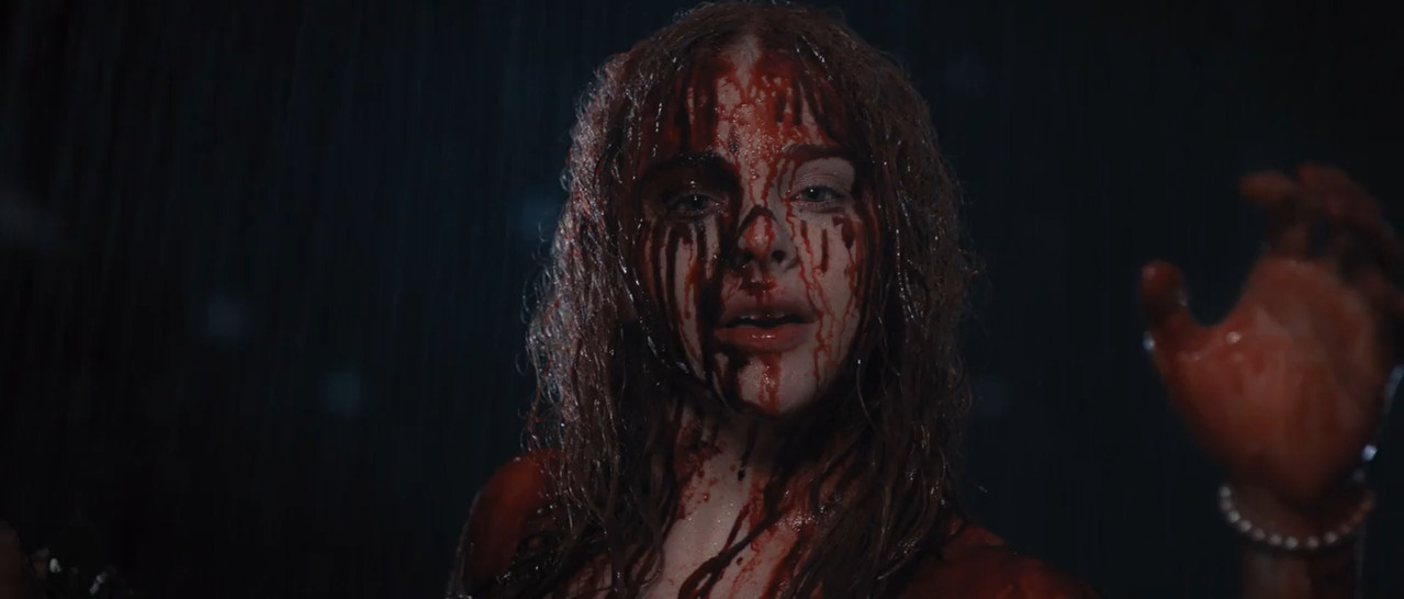 Carrie 2013 BluRay [Hindi + Tamil + Telugu + English] 480p 720p ESub Screenshot