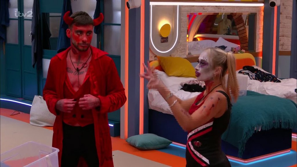 [Image: a35hr1uvgh7f.jpg]