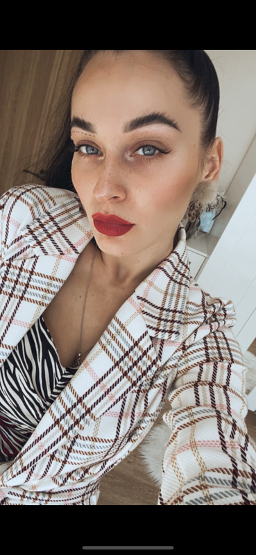 8B322C52-BF08-4CB9-BFC0-543812A6515B