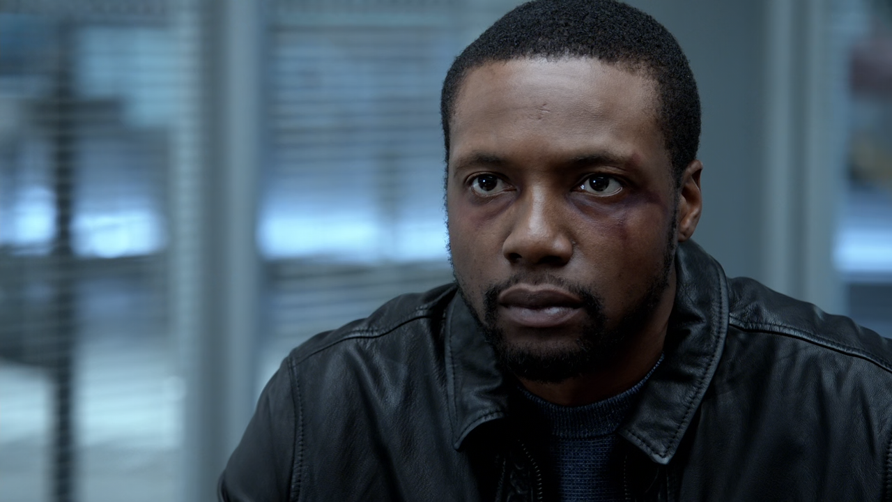 Blindspot.S02E19.Regard.a.Mere.Mad.Rager.1080p.10bit.BluRay.AAC5.1.HEVC-Vyndros.mkv_snapshot_15.24_[