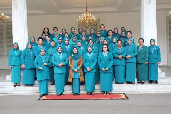 Arumi Minta Dekranas Pusat Fasilitasi Perajin Jatim di Luar Negeri