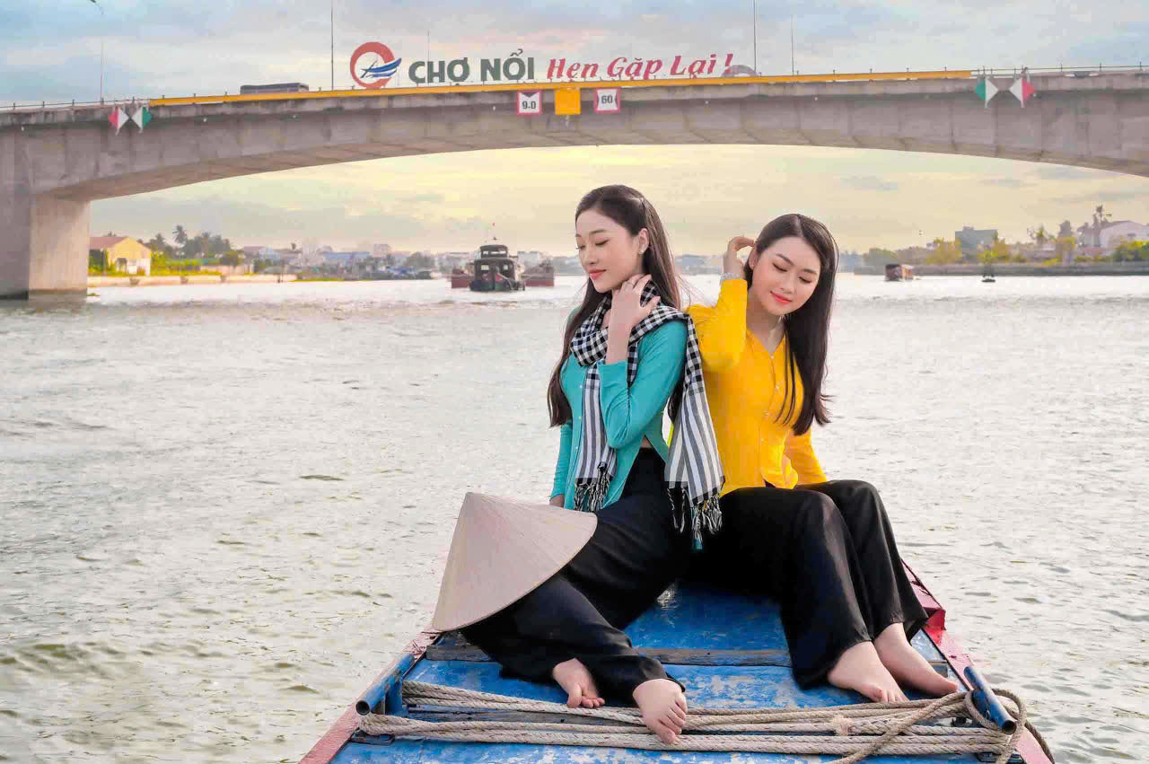 Chợ nổi Cái Răng