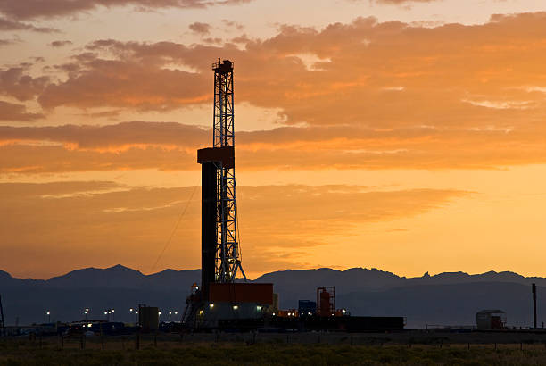 Lighthouse Oil & Gas