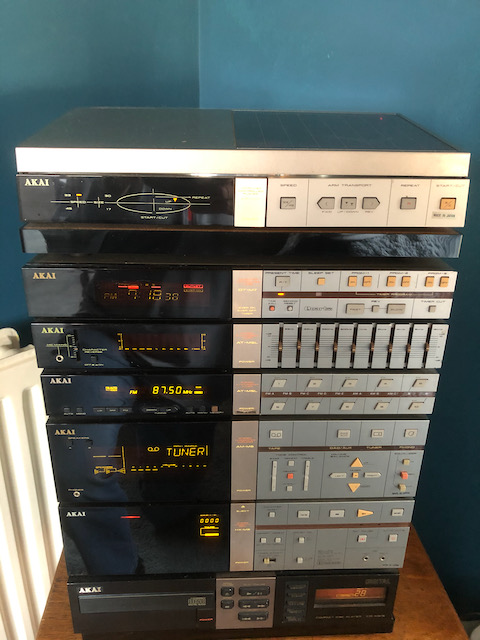 Akai - shes a good un