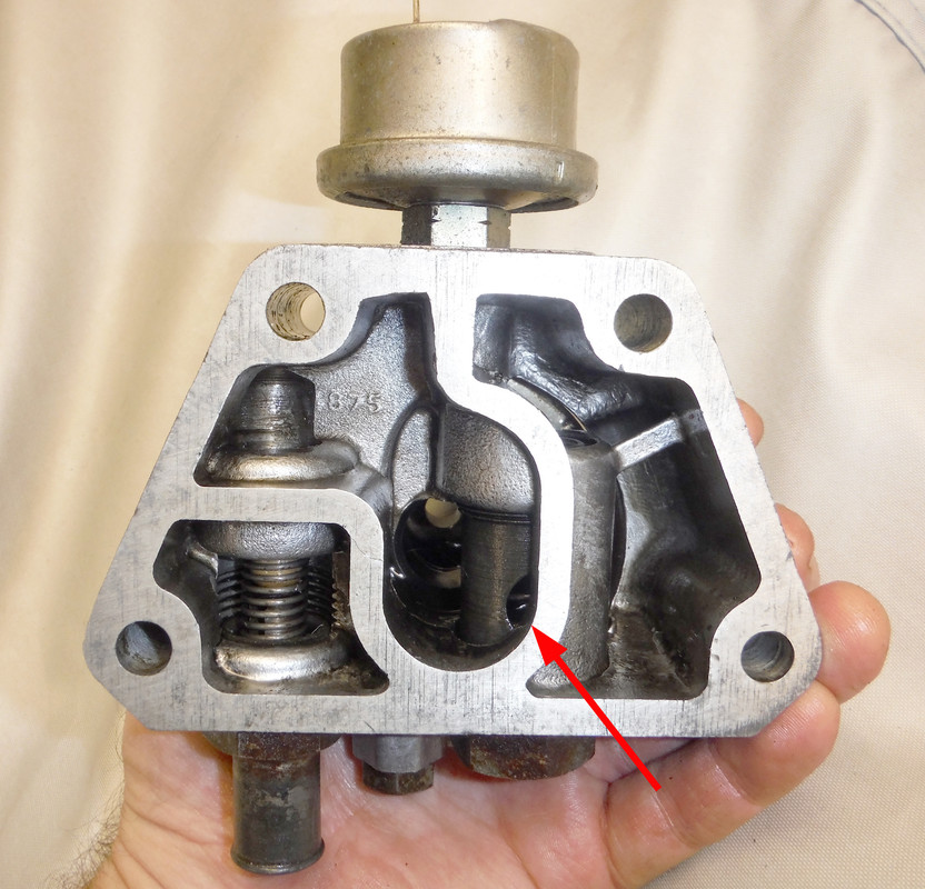 Jag oil filter head