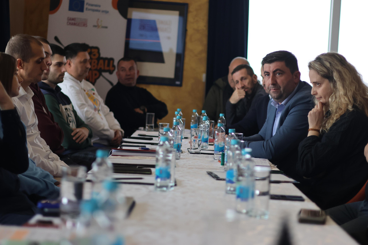 Dialogue, networking & cooperation